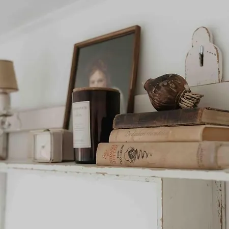 Chalet Brocante Aan De Bosrand! *